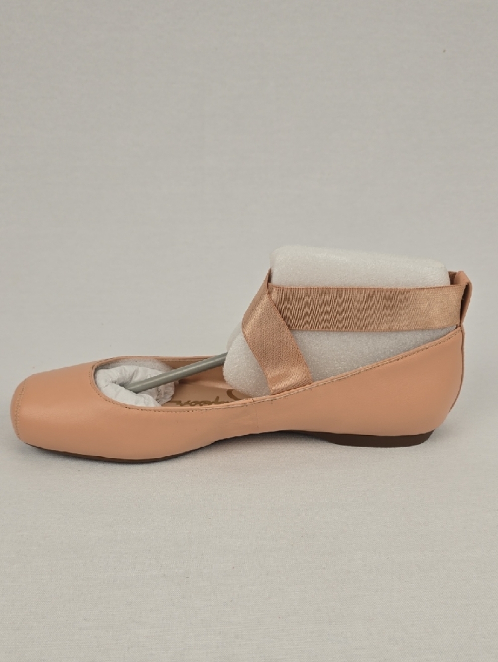 Jessica Simpson Peep-Toe Cross-Strap Flats in Nude Blush - Picture 5 of 15